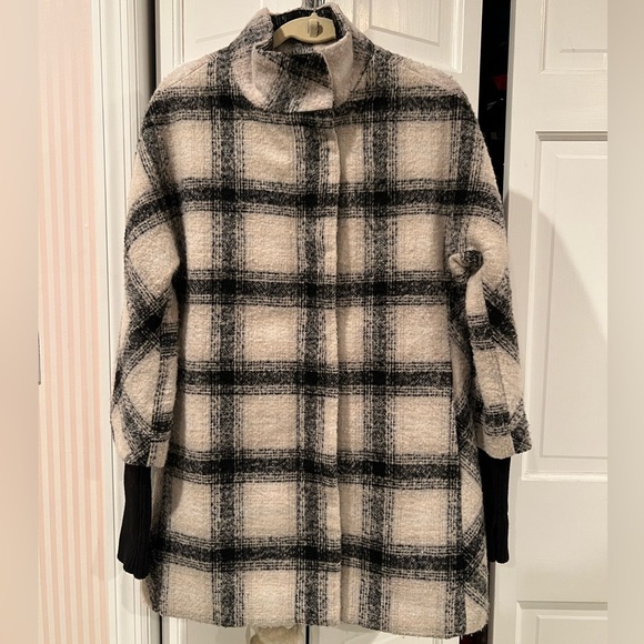 White + Black Plaid Express Coat - Picture 1 of 9